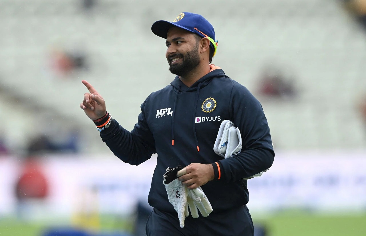 "अरे ऋषभ पंत का हेलीकाप्टर शॉट देखा क्या", नेट्स पर जमकर पसीना बहा रहा है ये खिलाड़ी, सोशल मीडिया पर वायरल हुआ पोस्ट