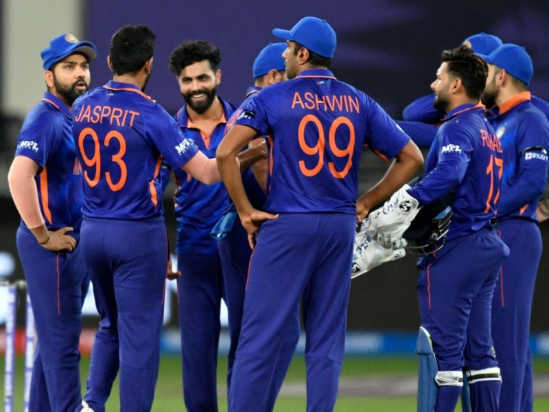 Asia Cup 2022: पाकिस्तान के खिलाफ एशिया कप में ये हो सकती हैं टीम इंडिया की प्लेइंग 11, इन खिलाड़ियों को रोहित शर्मा दे सकते है मौका
