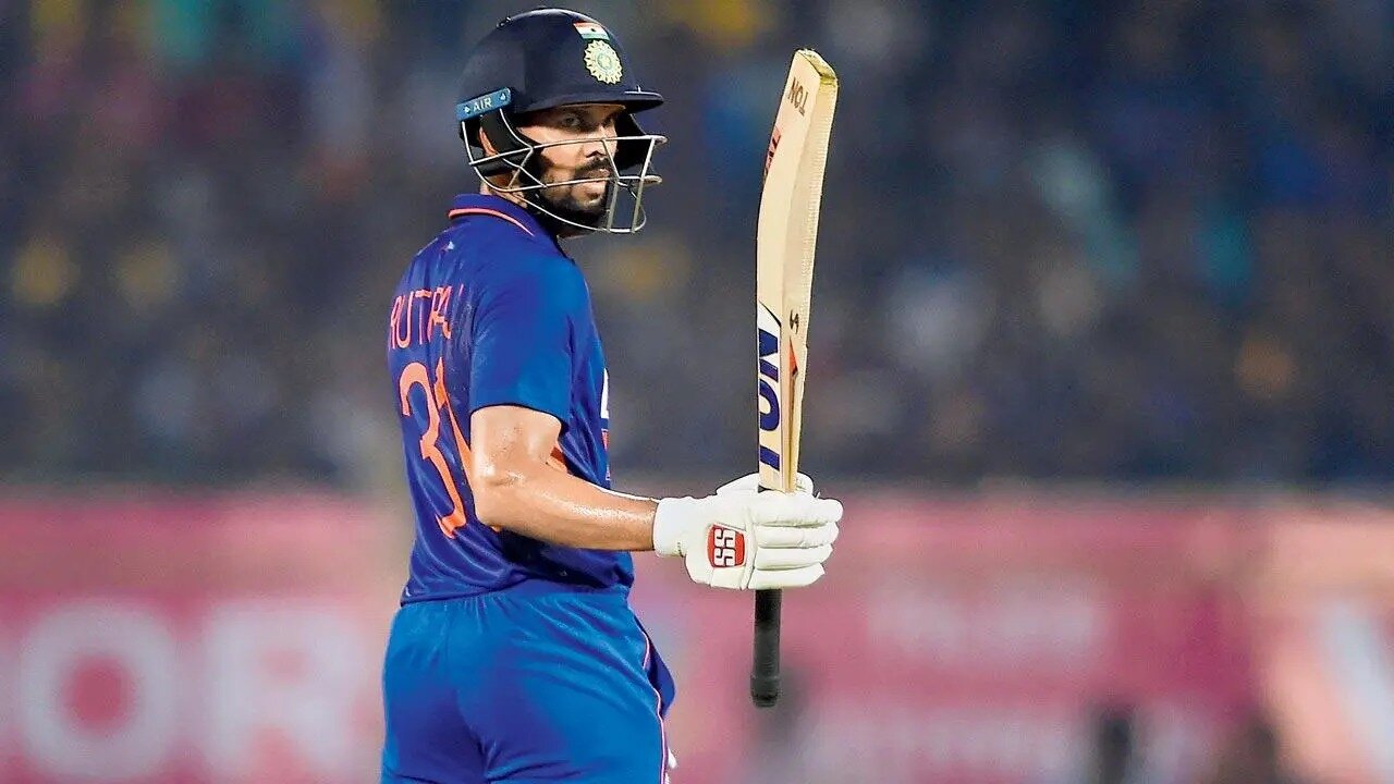 Vijay Hazare Trophy: 7 छक्के शानदार शतक के साथ ऋतुराज ने दिलाई टीम की जीत, सेलेक्टर्स को दिया करारा जवाब