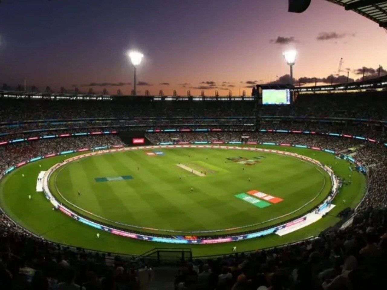 PAK vs ENG: कहीं बारिश न घुल दें फाइनल के मैच का पूरा मजा, जानिए वेदर रिपोर्ट सही प्लेइंग 11