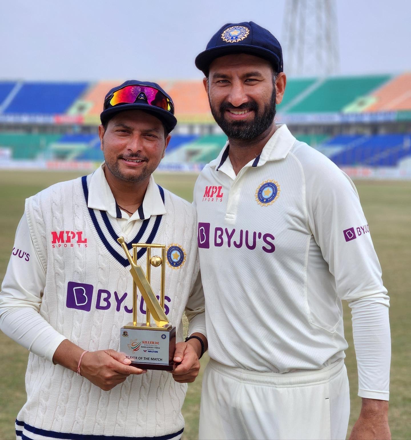 IND VS BAN: "ईमानदारी से कहूं तो मैं बल्ले और गेंद..... " मैन ऑफ़ द प्लेयर का ख़िताब पाकर ख़ुशी से गदगद हुए कुलदीप यादव कहीं ये दिल छू लेने वाली बात