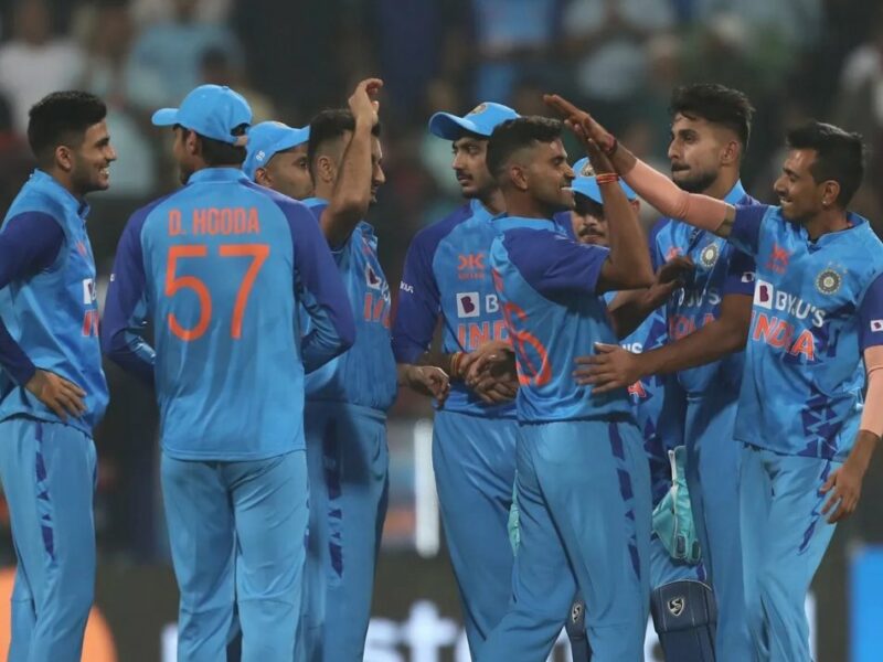 IND vs SL: शिवम-उमरान की गेंदबाजी ने उड़ाए श्री लंकाई गेंदबाजों के परखच्चे, भारत ने सीरीज में बनाई बढ़त