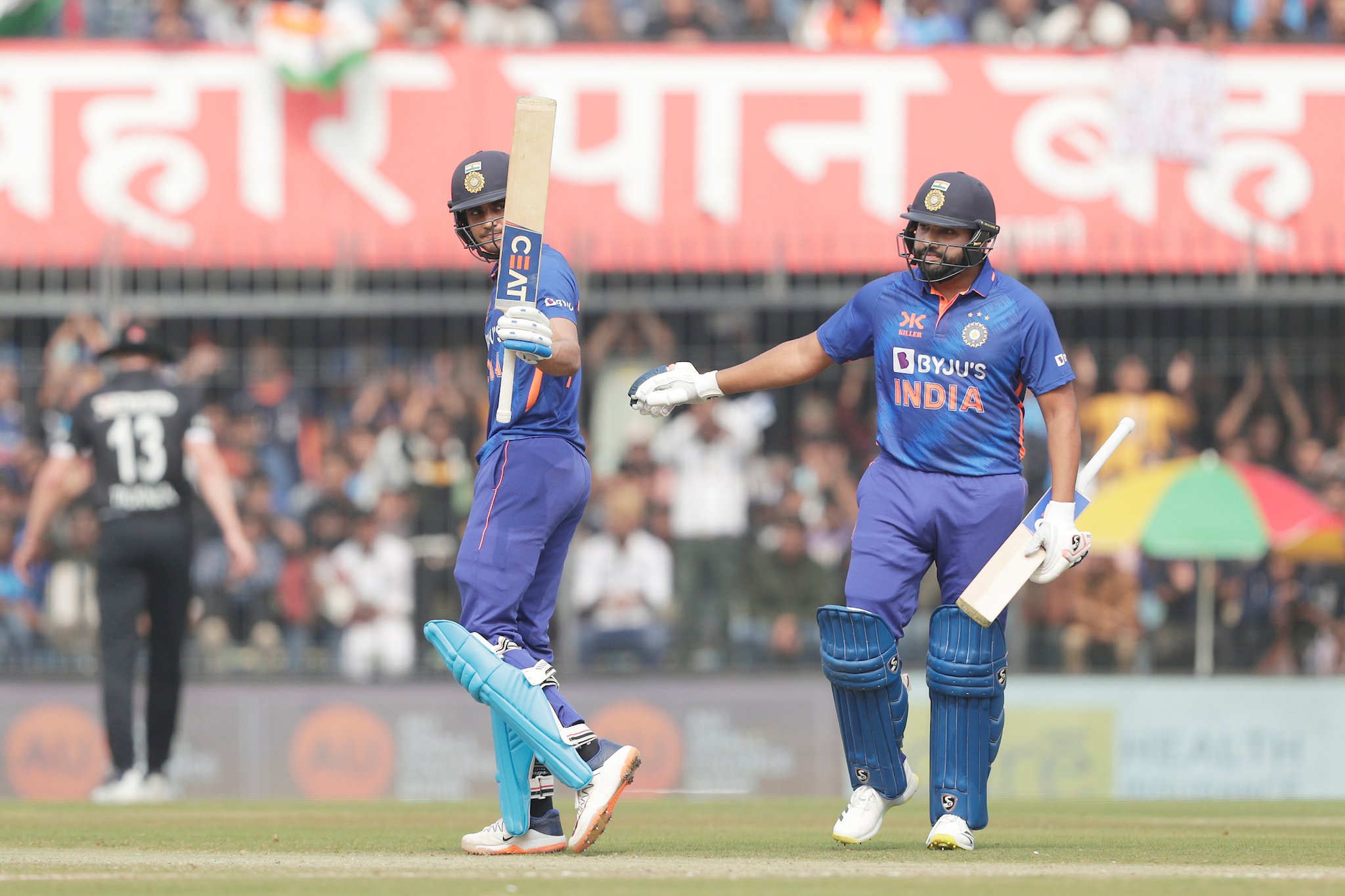 IND vs NZ, STAT: न्यूजीलैंड के खिलाफ महामुकाबले में बने 21 बड़े रिकॉर्ड्स, गिल और रोहित शर्मा ने लगाई रिकार्ड्स की लाइन