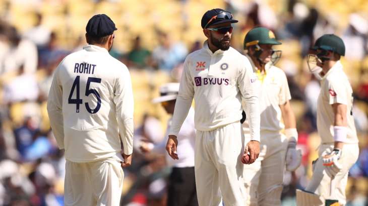टेस्ट मुकाबलें में छाई भारतीय टीम, 5 दिन के टेस्ट मैच को 3 दिन में ही किया सूपड़ा साफ़