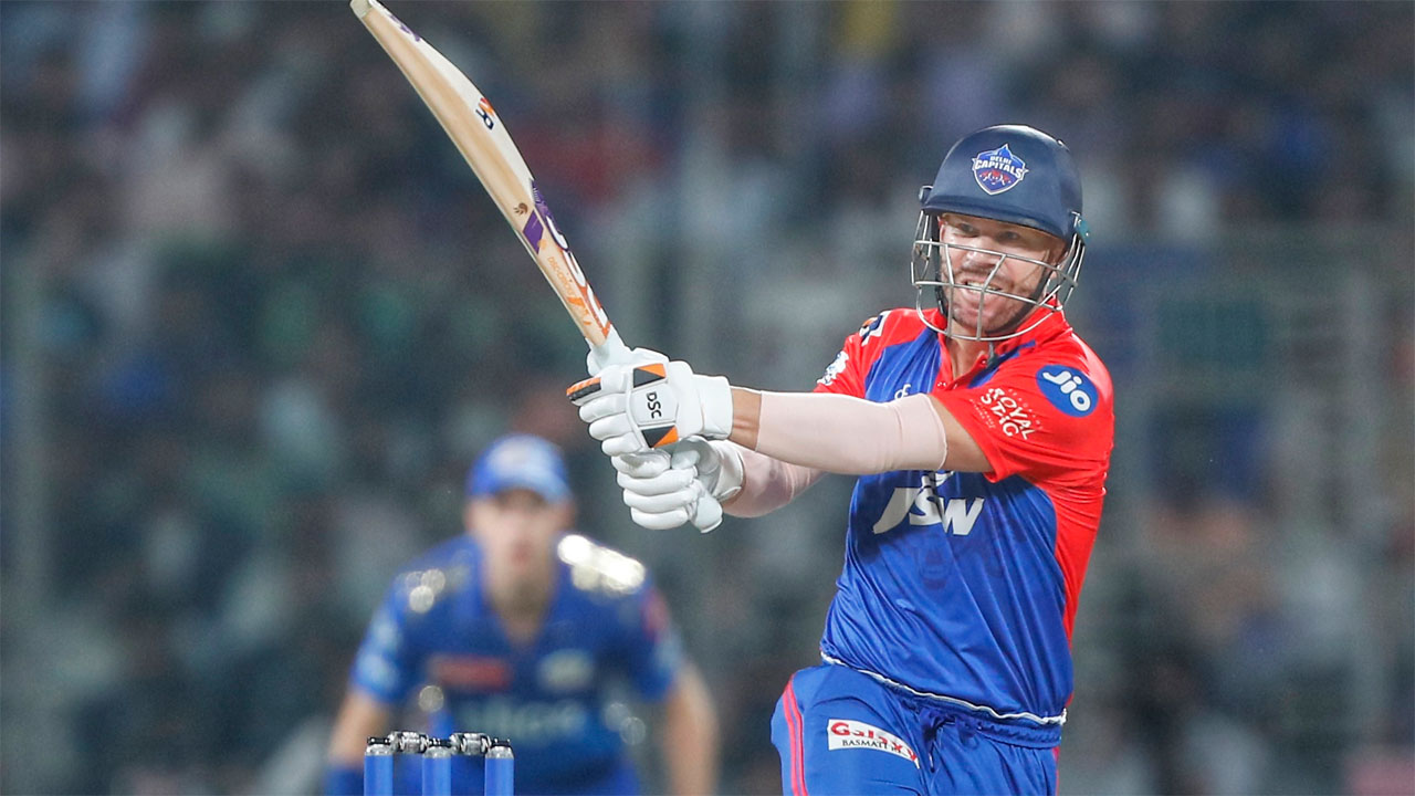 DC vs MI, STAT: आज के महामुकाबले में बने 14 बड़े रिकॉर्ड्स, मुकाबले में मिली शिकस्त के बाद भी वॉर्नर ने लगाई रिकार्ड्स की लाइन
