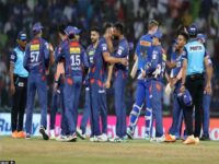 IPL Playoffs : लखनऊ से मिली शिकस्त के बाद अब कैसे करेगी मुंबई इंडियंस प्लेऑफ के लिए क्वालीफाई जानिए समीकरण