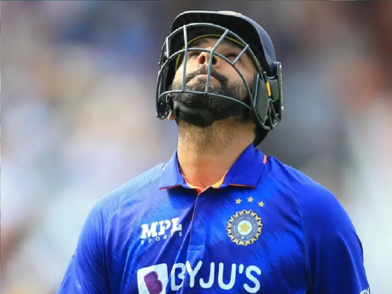 भारतीय फैंस के लिए बेहद बुरी खबर, अचानक Rohit Sharma हुए तीनों फॉर्मेट की कप्तानी से बाहर